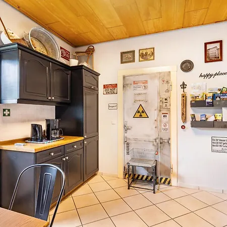 Happy Place Indu Style *